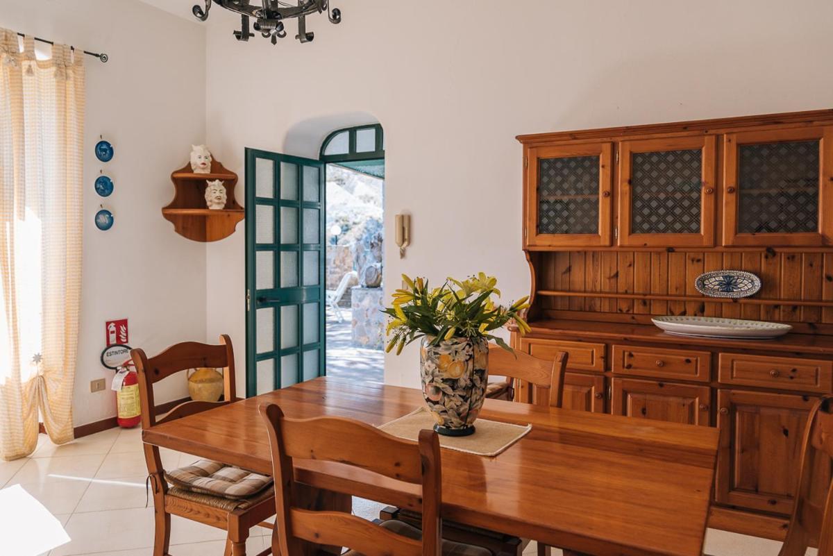 Portysud Villa Липари Екстериор снимка